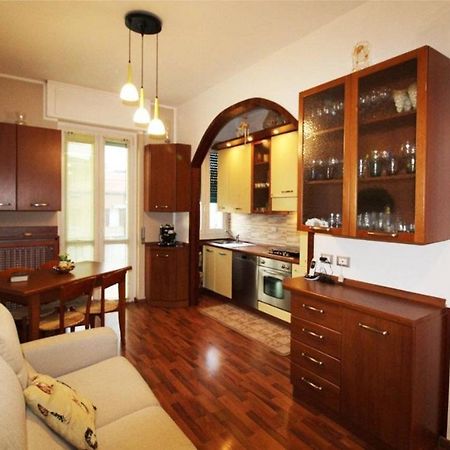 Mice Ottima Soluzione Per Il Centro E La Svizzera Apartment Como Ruang foto
