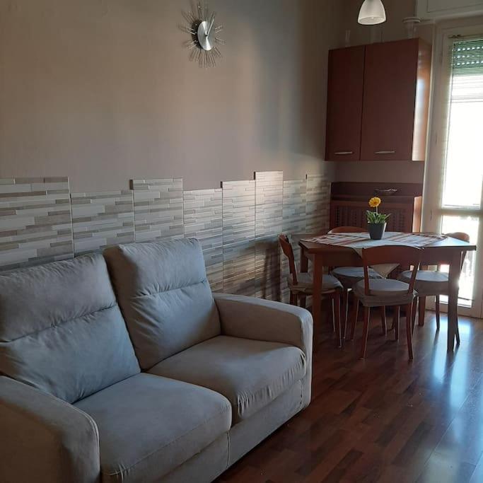 Mice Ottima Soluzione Per Il Centro E La Svizzera Apartment Como Bagian luar foto
